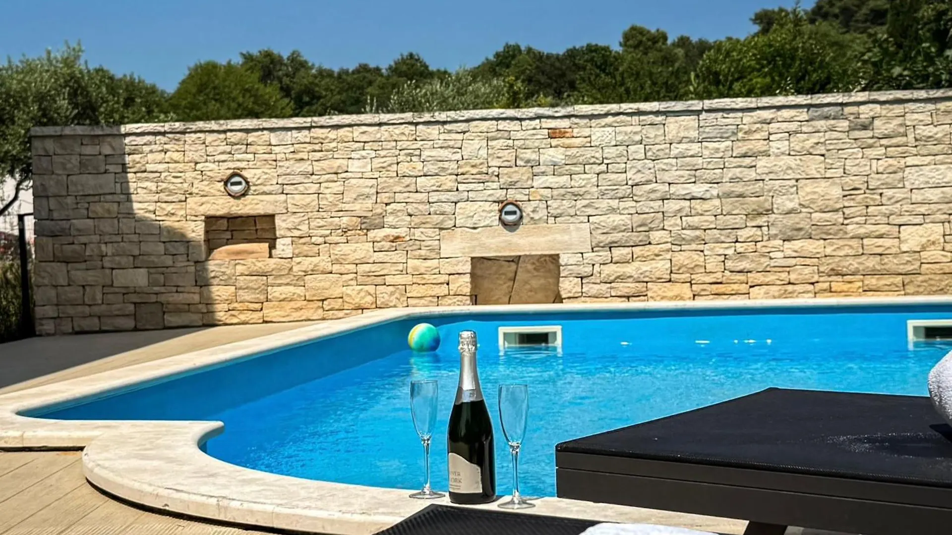 מדולין Villa Chichi